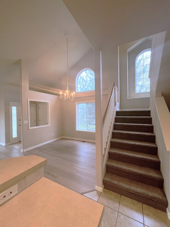 Photo - 408 Strasburg Dr