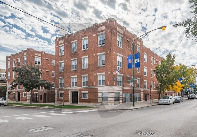 Photo - 953 W Cornelia Ave