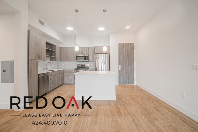 Photo - 1331 W 7th St Unit 418