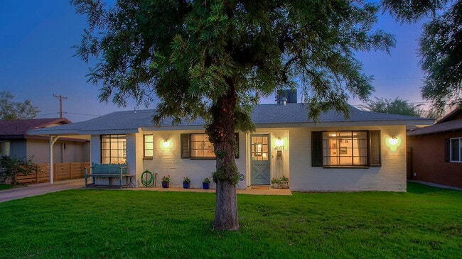 Building Photo - 4007 E Heatherbrae Dr