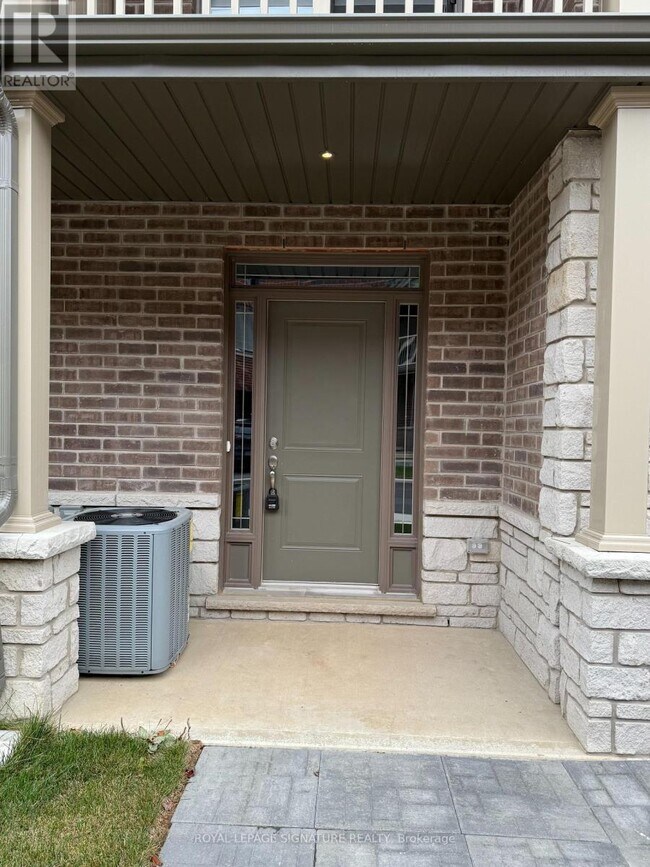 Photo - 19 Picardy Dr