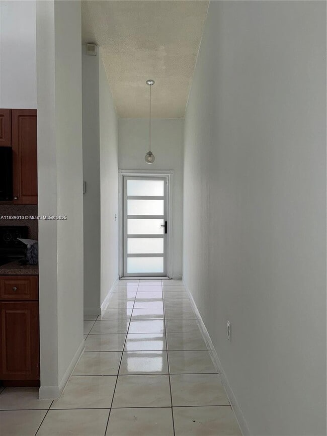 Building Photo - $3,250MONTHLY;6713 NW 188TH HIALEAH, FL Rental