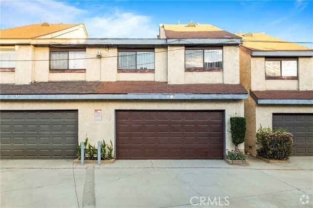 Building Photo - 9471 Cortada St Rental