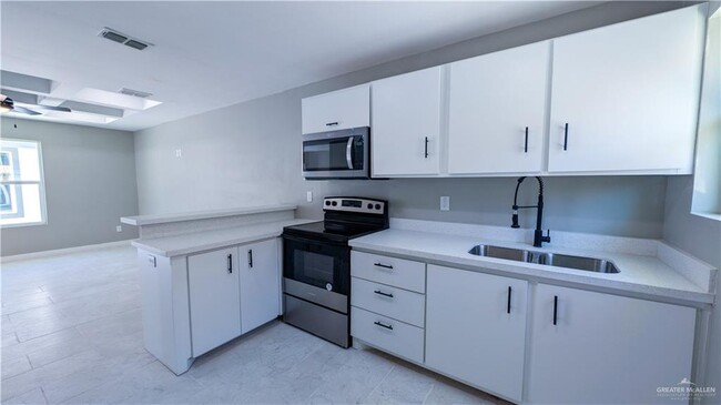 Photo - 15 Ridge Rd Unit 1