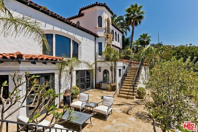 Photo - 2420 Chislehurst Dr