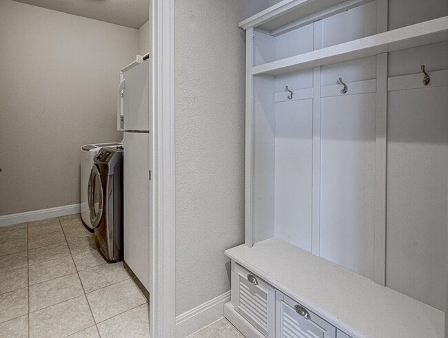 Photo - 5821 Viejo Dr