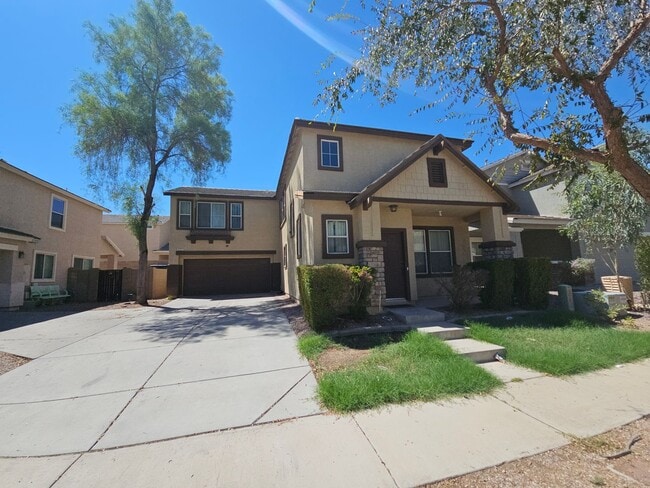 Photo - 4bd 2.5 bth 43rd Ave and vineyard