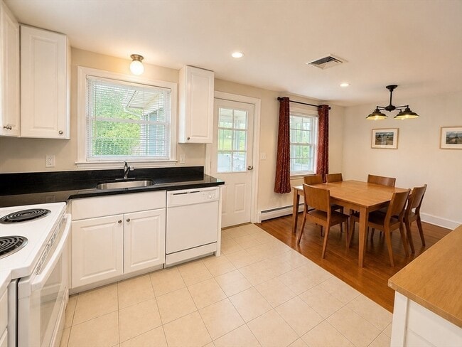 Photo - 1282 Central Ave