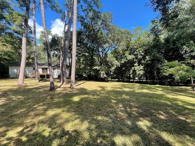 Photo - 2413 Mayfair Rd