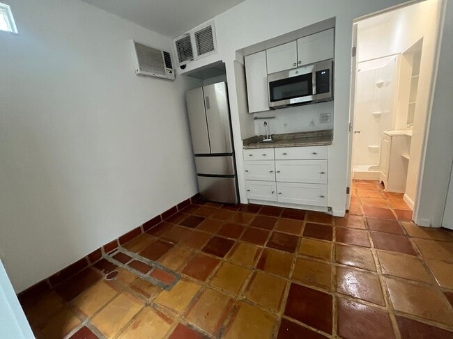 Photo - 1001 SE 2nd Ct