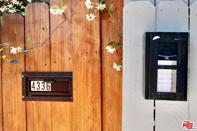 Photo - 4336 Laurel Canyon Blvd