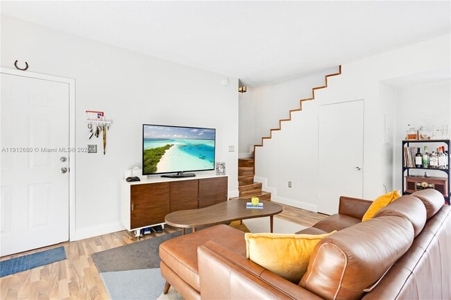 Photo - 1611 SW 2nd Ct Unit E113