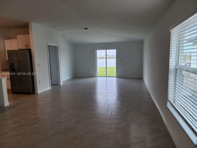 Photo - 17711 Paradiso Wy