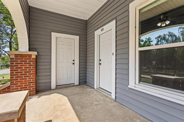 Photo - 421 W Morton St