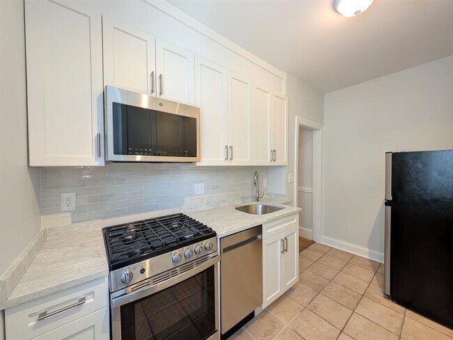 Photo - 69 Raymond Ave Unit 1R