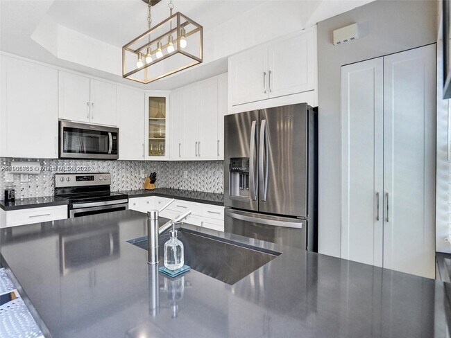 Photo - 5922 Siena Ln