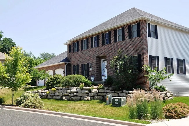 Photo - 4627 Sunburst Dr