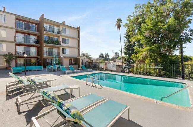 Amanda Regency Apartments