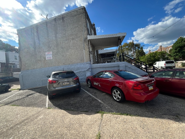 Photo - 4634 Fernhill Rd