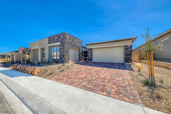 Photo - 968 Woodburn Ln