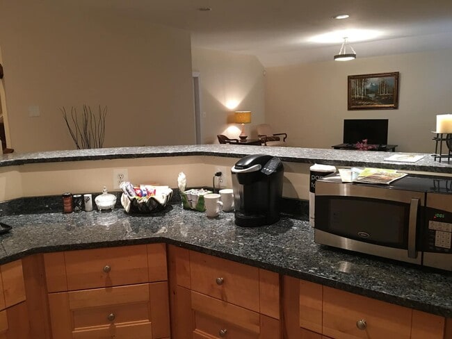 Photo - 445 Knoll St NW