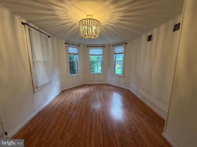 Building Photo - 5014 Delaware St