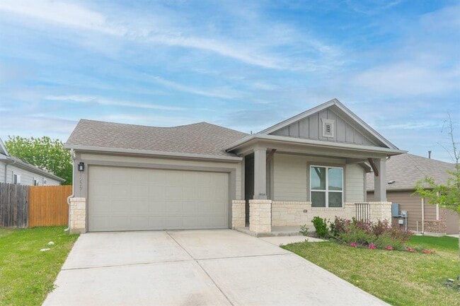 Photo - 527 Bridgestone Way