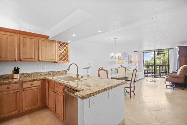 Photo - 13 Royal Palm Way Unit 302