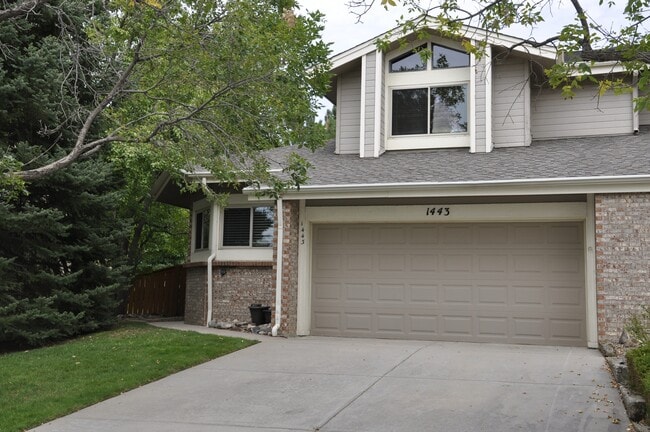 Photo - 1443 Briar Cir House