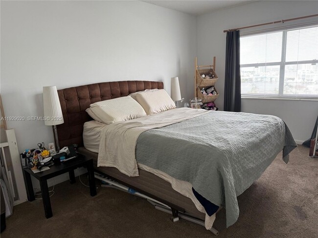 Photo - 400 Kings Point Dr Unidad 1214