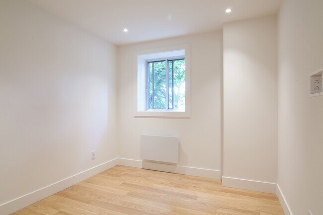 Photo - 4390 Grand Blvd. Unit 102