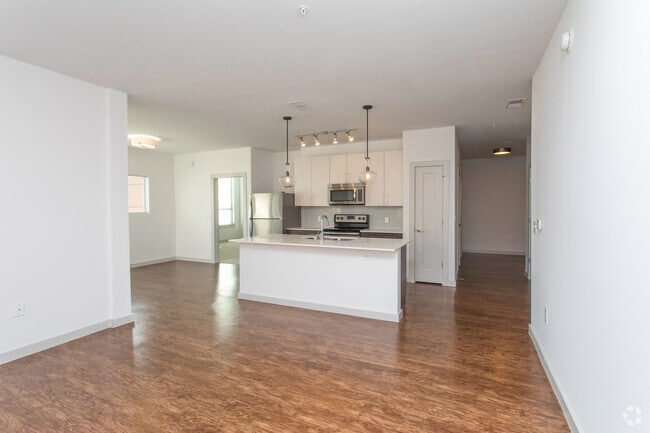2BR, 2BA - 1288SF