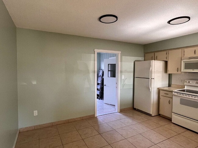 Photo - 2-bedroom, 2-bathroom Apartment