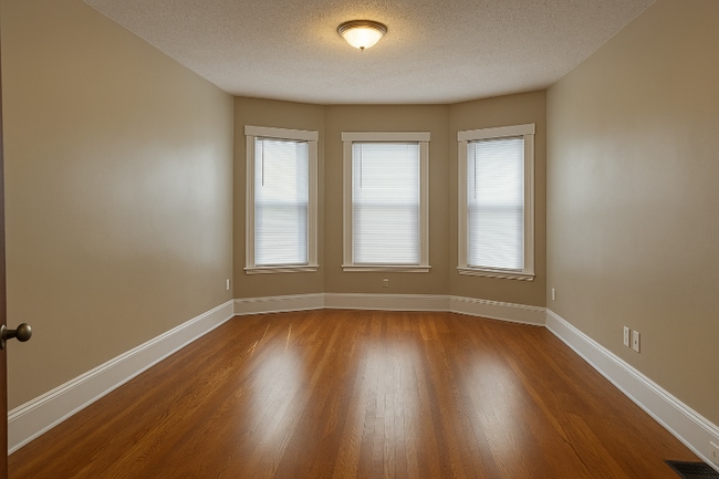 Photo - 42 Termine Ave