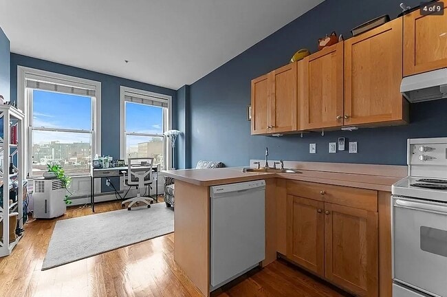 Photo - 479 Beacon St Condo Unit 63