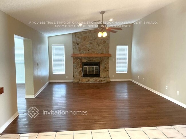 Photo - 12105 72nd St N