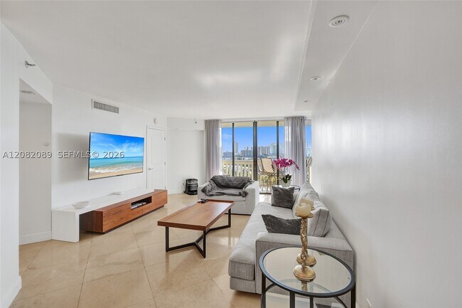 Photo - 1000 E Island Blvd Unit 1403