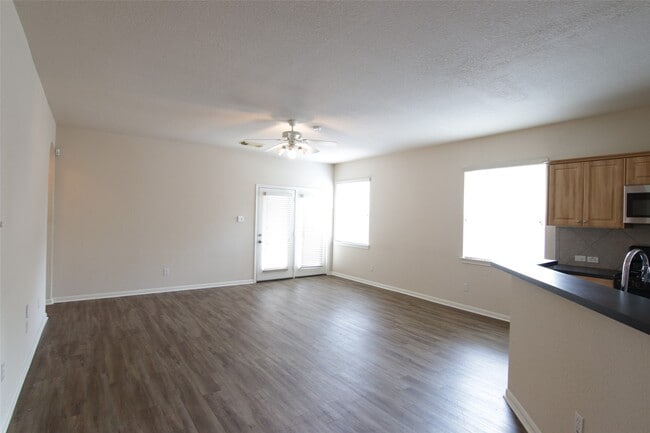 Building Photo - 2715 Hidden Bay Ct Rental