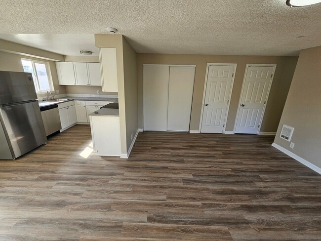 Photo - 2535-2537 Wilark Dr NW Unit 2537