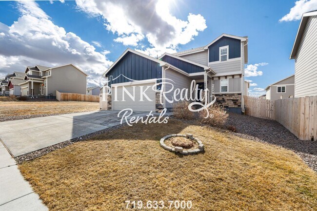 Photo - Stunning 3 Bedroom Home in Lorson Ranch wi...