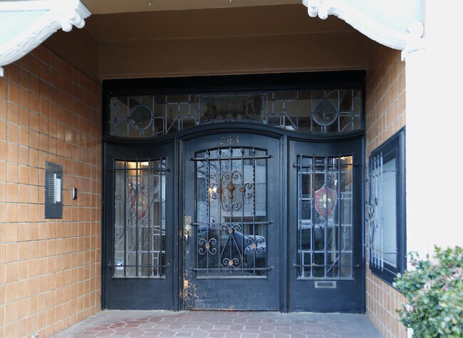 Photo - Pine Knolls Apartments