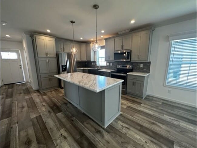 Photo - 40984 Roselle Lp
