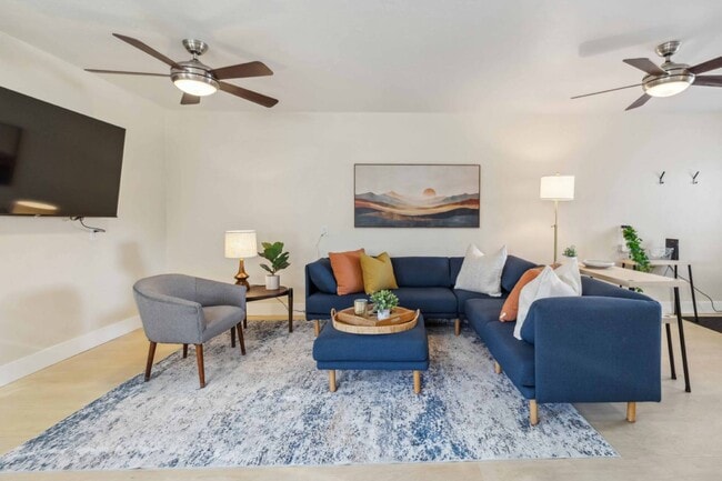 Photo - 1815 W Idaho St