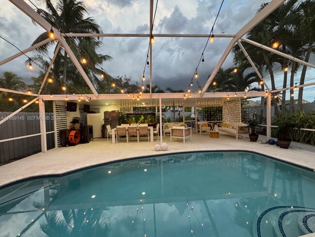 Building Photo - 15220 SW 49th St