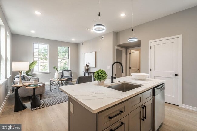 Photo - 713 S Mildred St Unit 3B