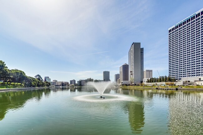 Photo - 1002-1008 E 23rd St