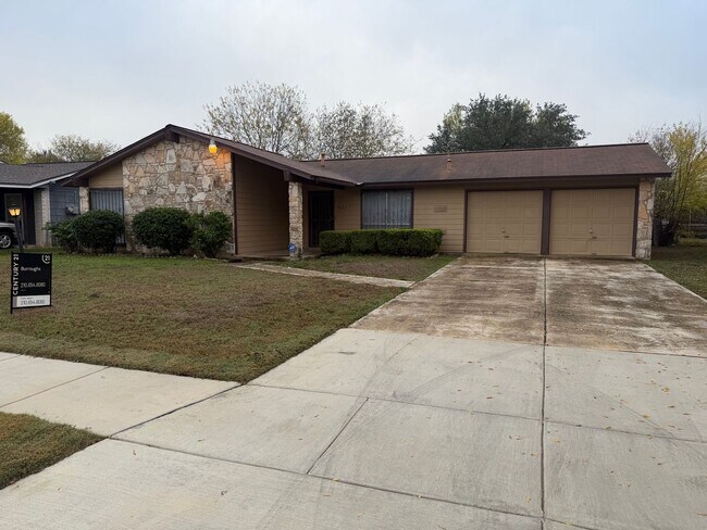 7422 Fieldgate Dr