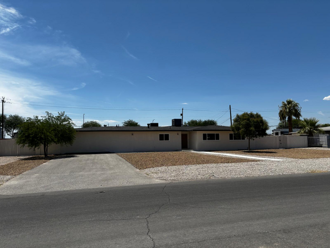 Building Photo - 1733 Ophir Dr Rental
