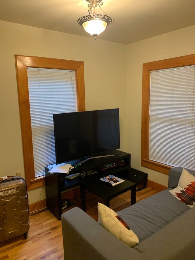 Varsity Management - Varsity Management Unit 01