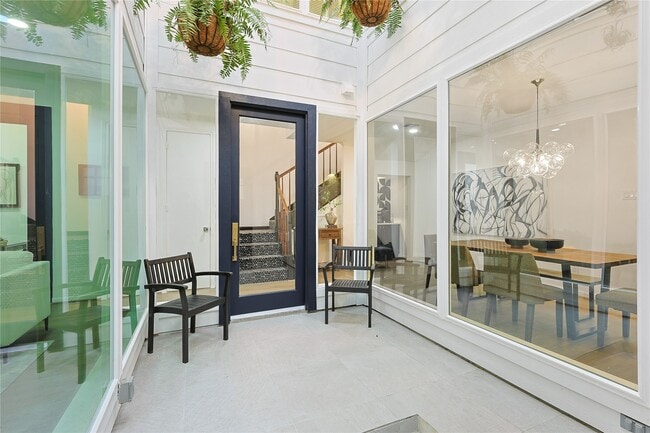 Photo - 526 Colquitt St